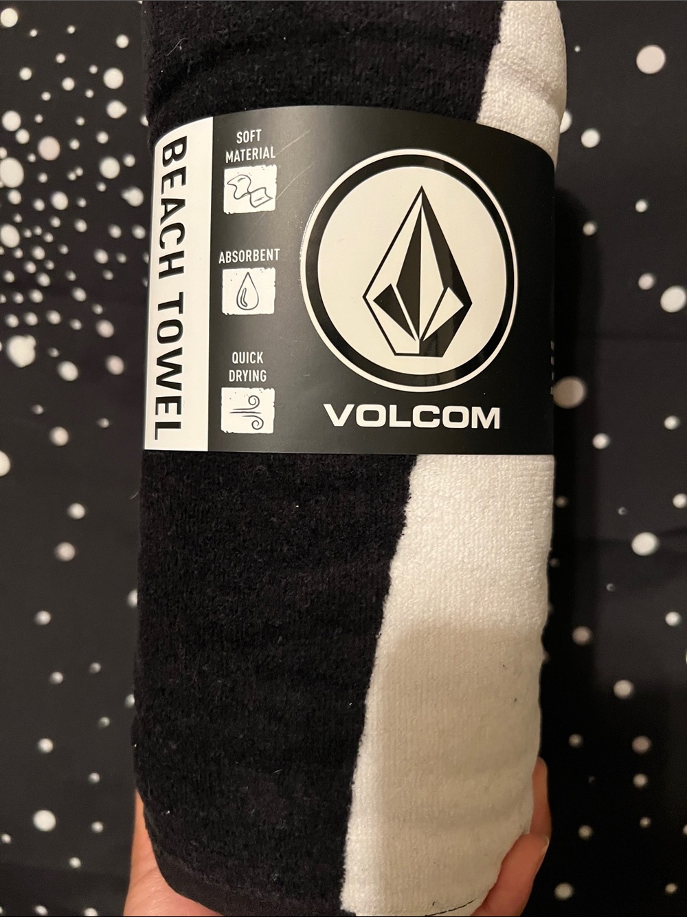 Volcom Men’s Black & White Beach Towel - Bold Two-Tone